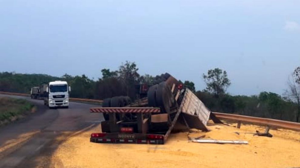 Motorista Que Morreu No Tombamento De Carreta Era Morador De Sorriso E