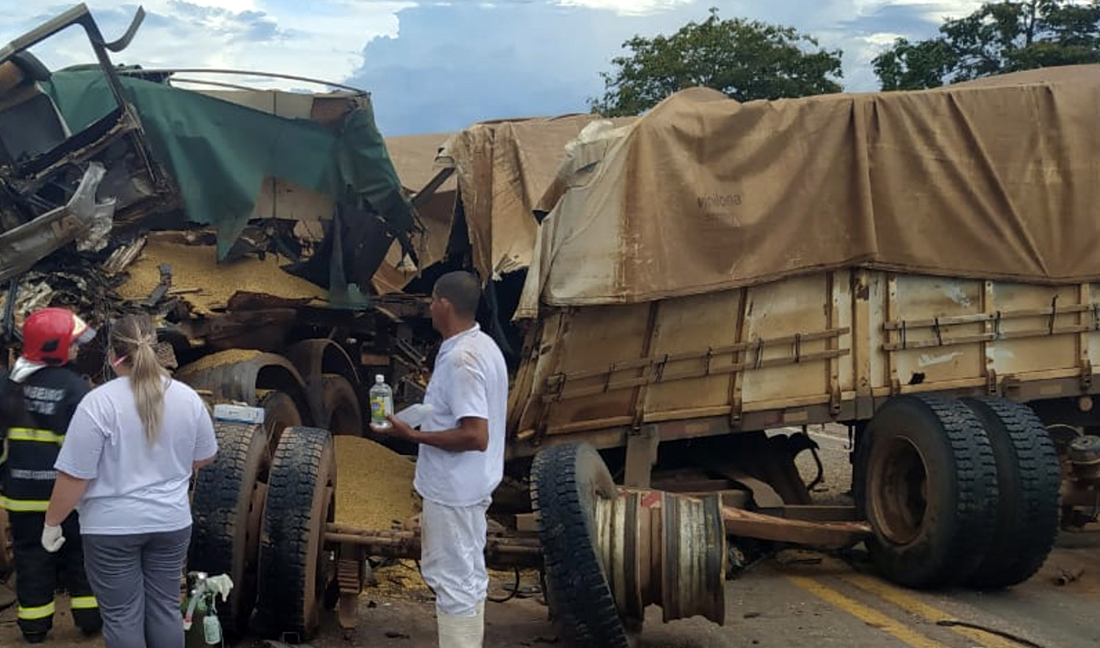 Identificado Motorista Morto No Acidente Entre Carretas Na Br No