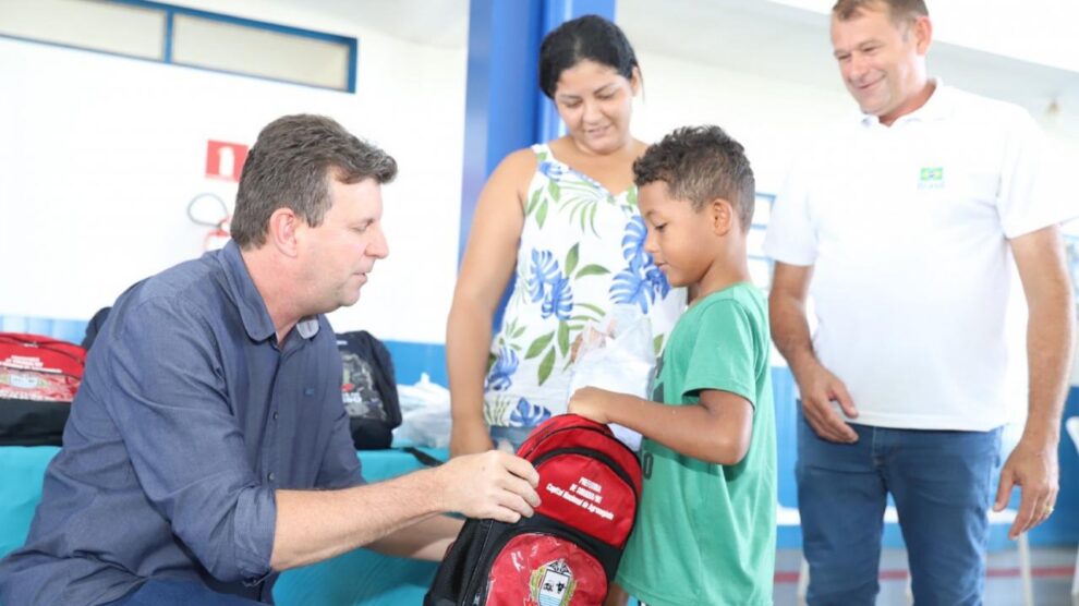 Prefeitura De Sorriso Inicia Entrega De Kits Escolares Aos Alunos Da