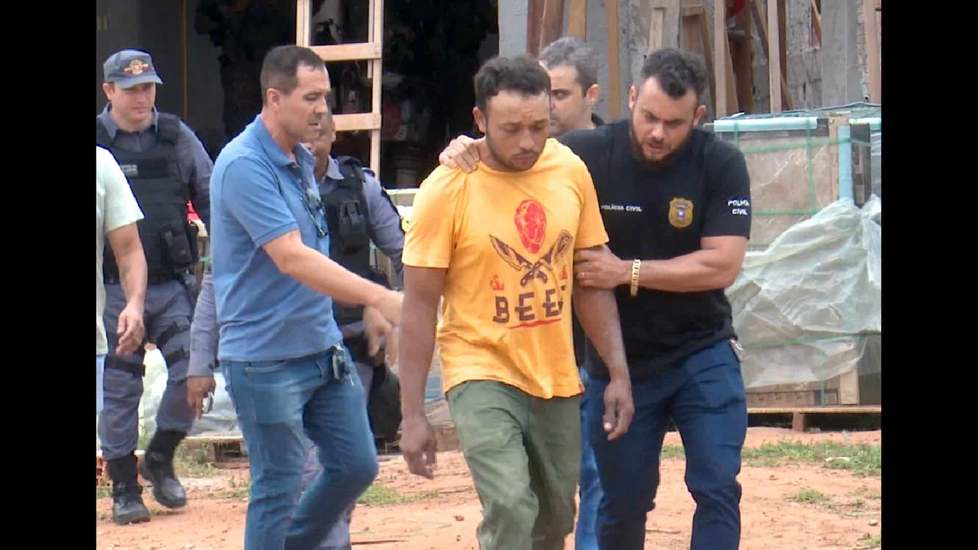 M E E Filhas S O Brutalmente Assassinadas Em Sorriso Suspeito Preso