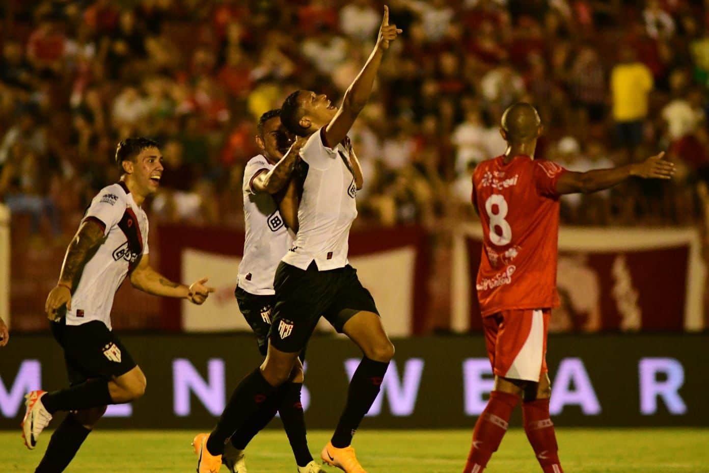 Uni O Rondon Polis Perde Para Atl Tico E Est Fora Da Copa Do Brasil