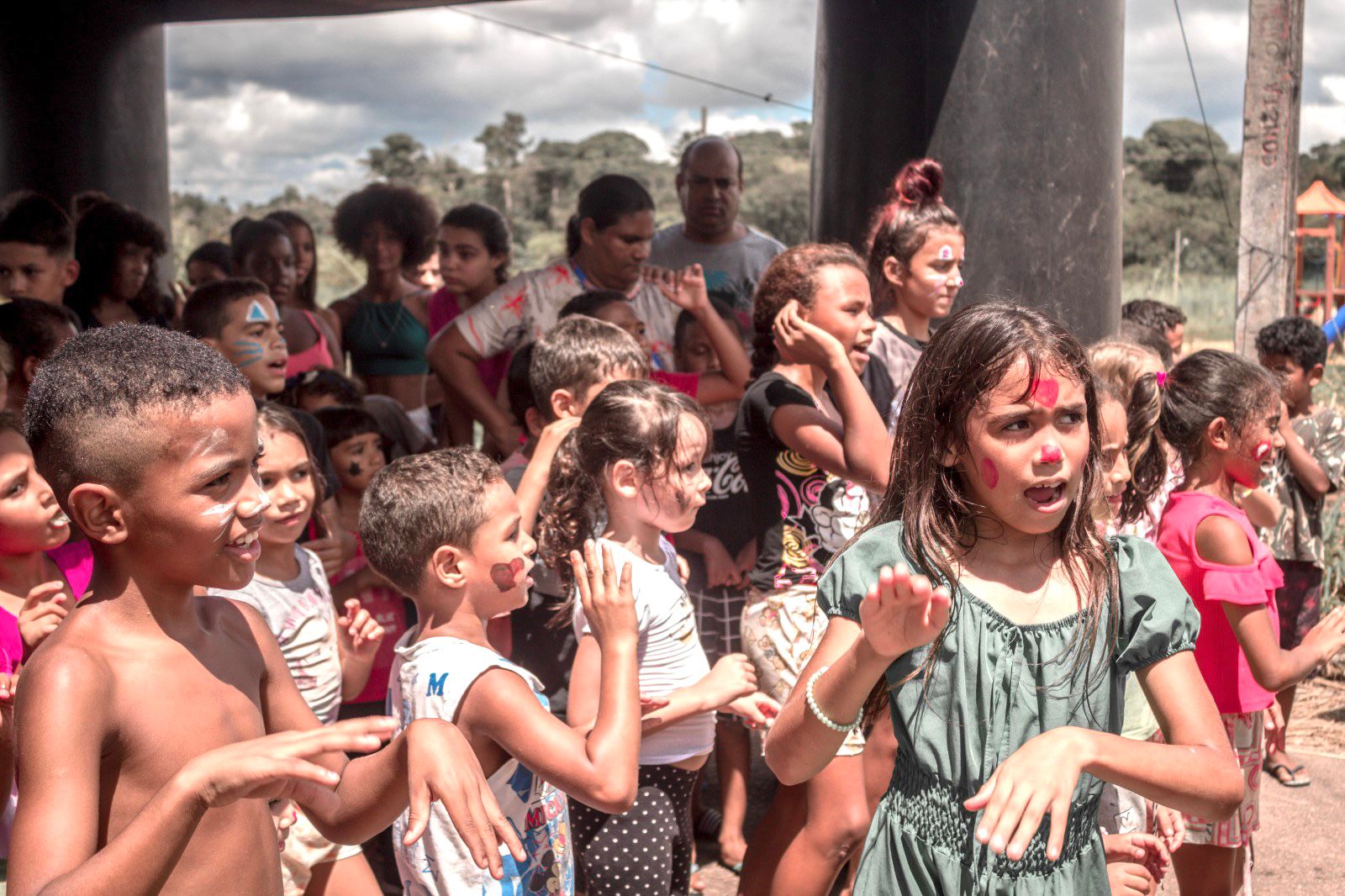 Grupo Mission Rio Faz A O De P Scoa Mais De Crian As Em Bairro