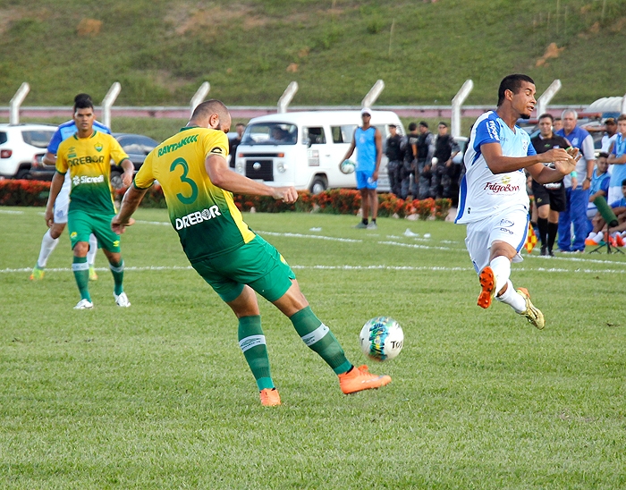 António analisa empate do Cuiabá, reclama do desgaste e valoriza