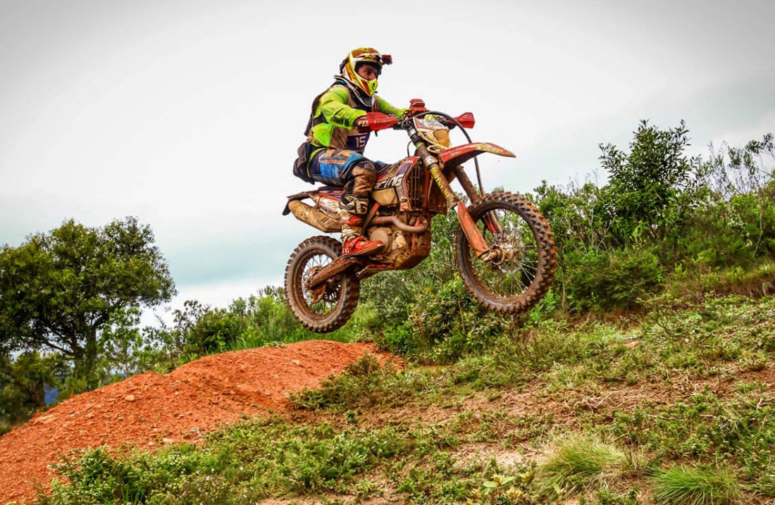 Sorriso sedia etapa do Mato-grossense de Motocross no fim de