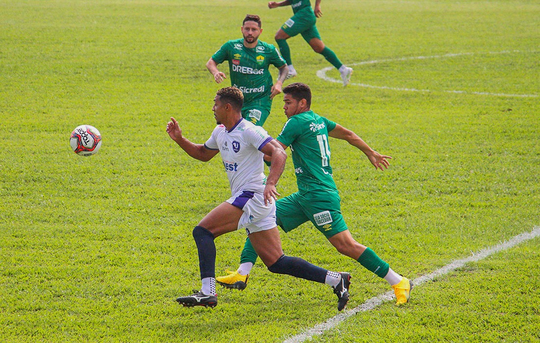 Dois estudantes de Sinop vencem campeonato sul-americano de xadrez – Só  Notícias