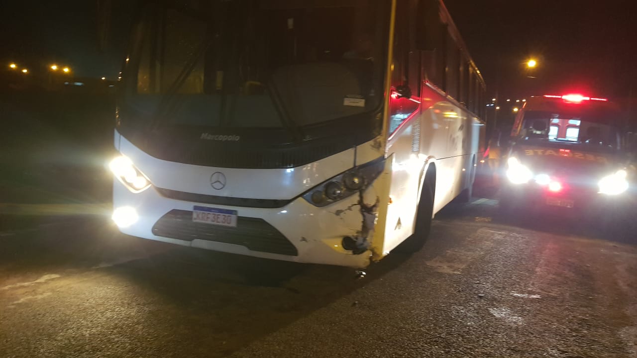 Acidente entre ônibus e moto deixa uma vitima fatal em Magalhães