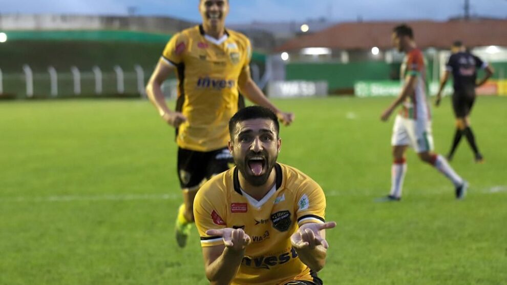 Botafogo perde para o Sport e está rebaixado para a Série B do Brasileirão