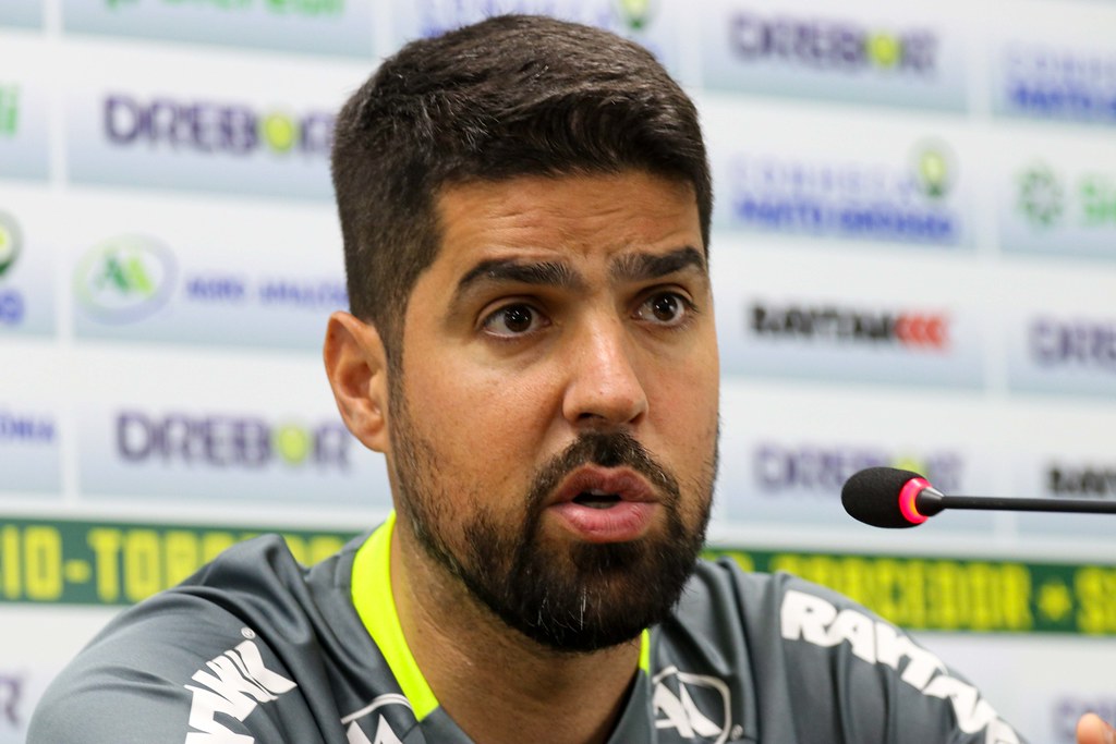 Técnico do Santos aponta o que faltou para vencer o Cuiabá