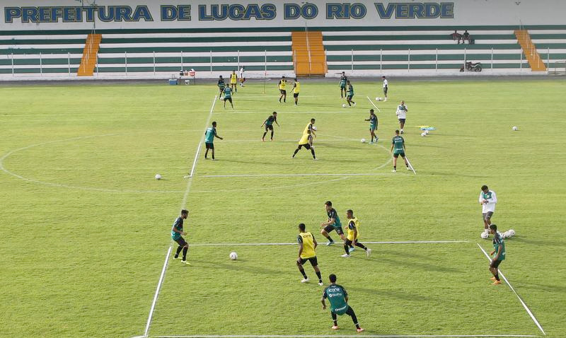 Brasil perde da Argentina no Maracanã e amarga 1ª derrota em casa