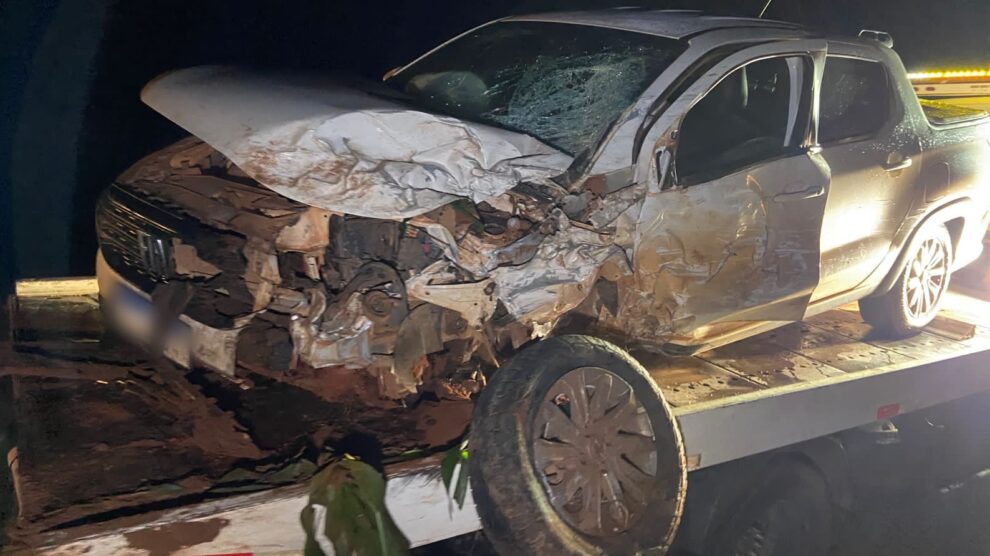 Colisão traseira entre carretas deixa uma pessoa ferida em Campina