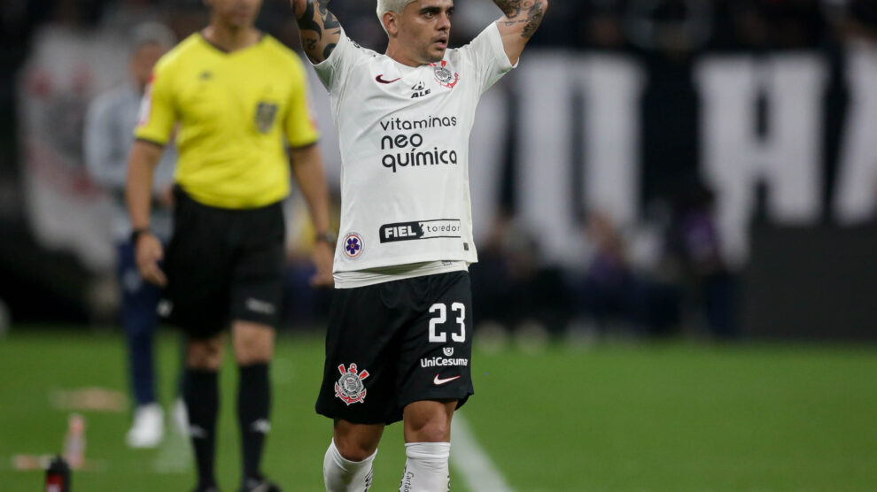 Em jogo eletrizante, Grêmio empata com Corinthians no Brasileiro
