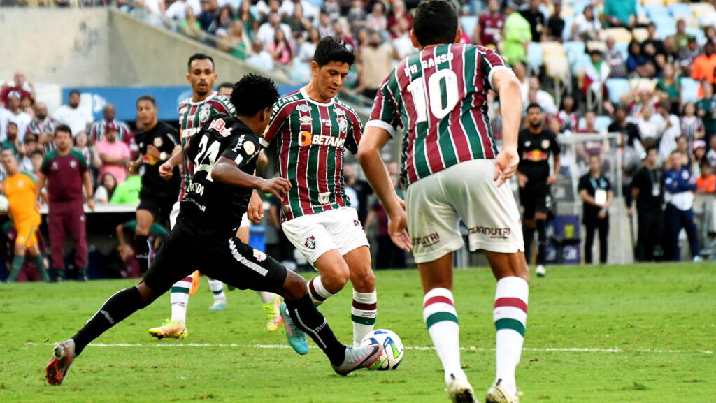 Com gol de Reinaldo, São Paulo toma virada do Grêmio e deixa G6 do  Brasileirão - Gazeta Esportiva